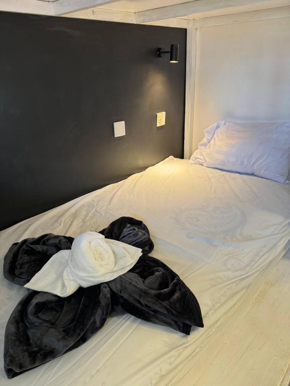 The Hive Hotel Сием Реап Екстериор снимка