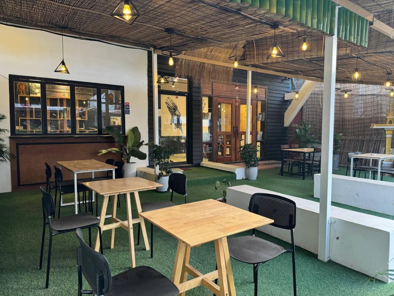 The Hive Hotel Сием Реап Екстериор снимка